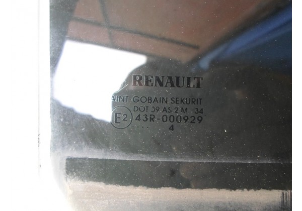 Скло правої задньої двері Renault Espace IV, 8200015467